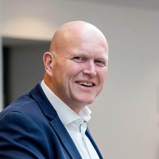 Portretfoto van Rob Buijs